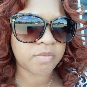 Meet your Posher, Gabrielle